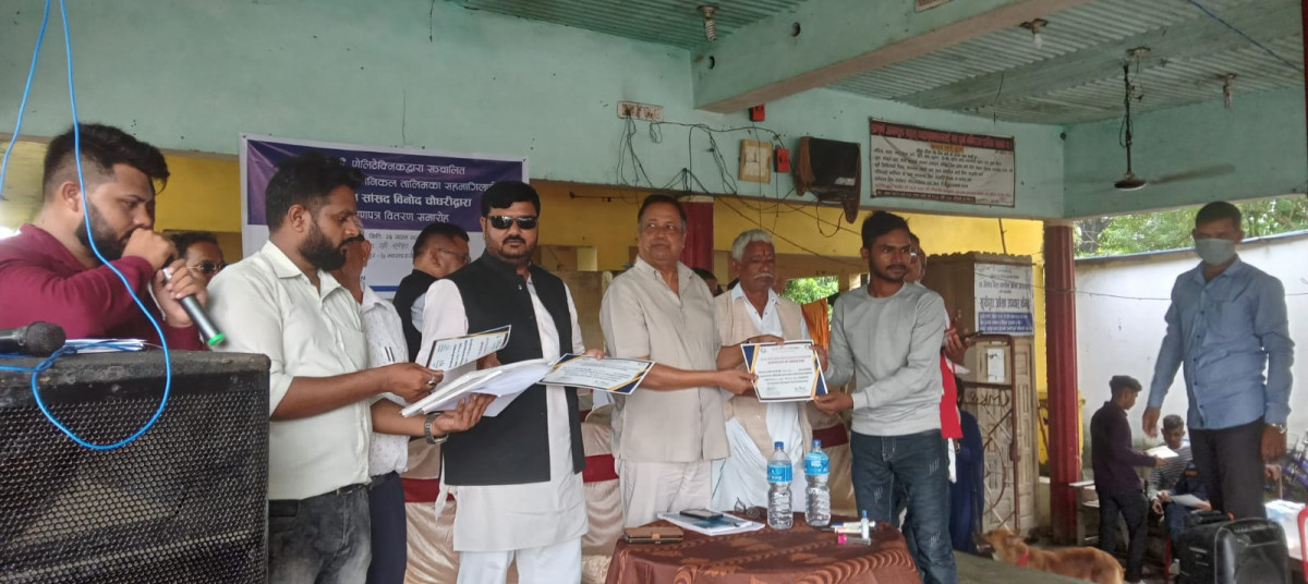 सीजी पोलिटेक्निकबाट नवलपरासीका ७३ युवाले पुरा गरे प्राविधिक तालिम