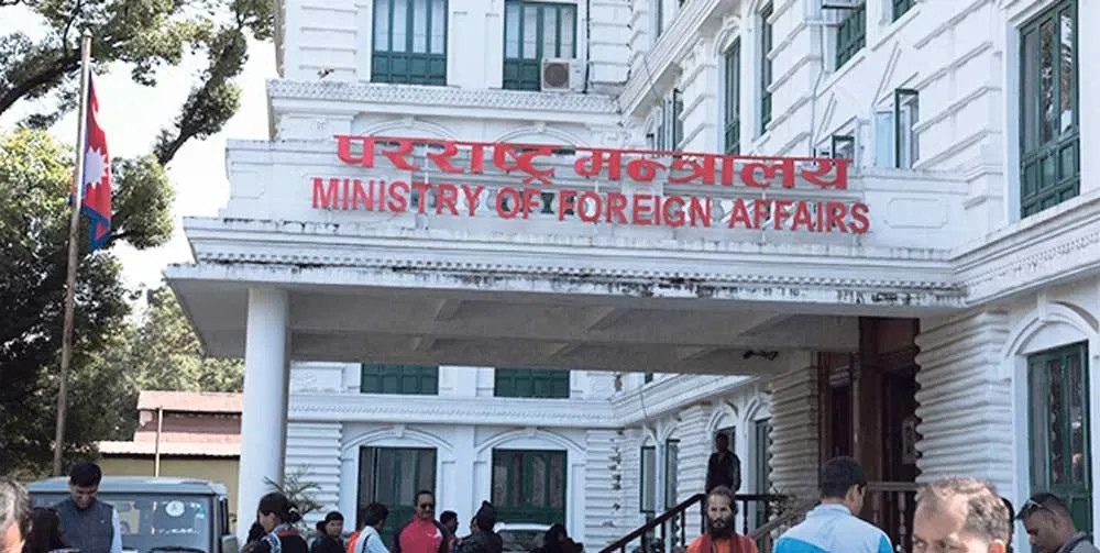 इजरायल र इरानमा रहेका सबै नेपाली सुरक्षित  छन् :  परराष्ट्र मन्त्रालय