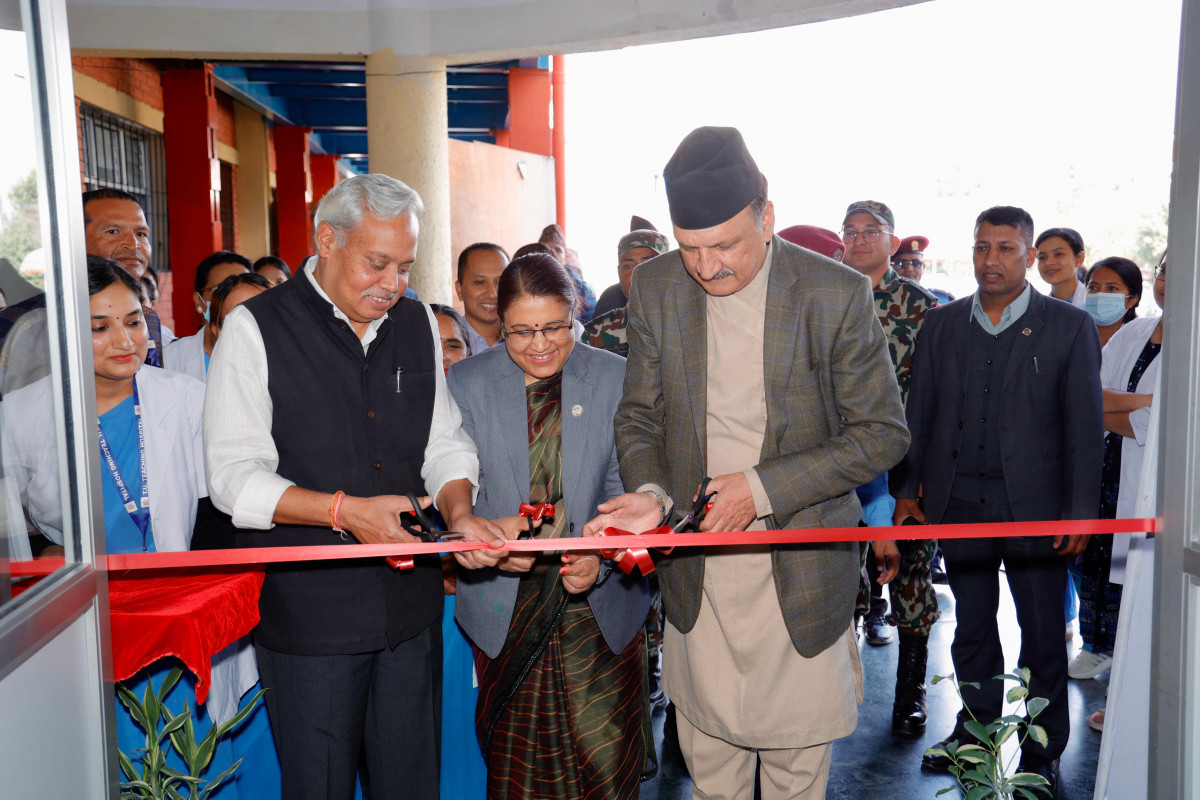 भारतले बनाइदियो शिक्षण अस्पतालमा बर्थिङ सेन्टर, अर्थमन्त्रीको उपस्थितिमा हस्तान्तरण