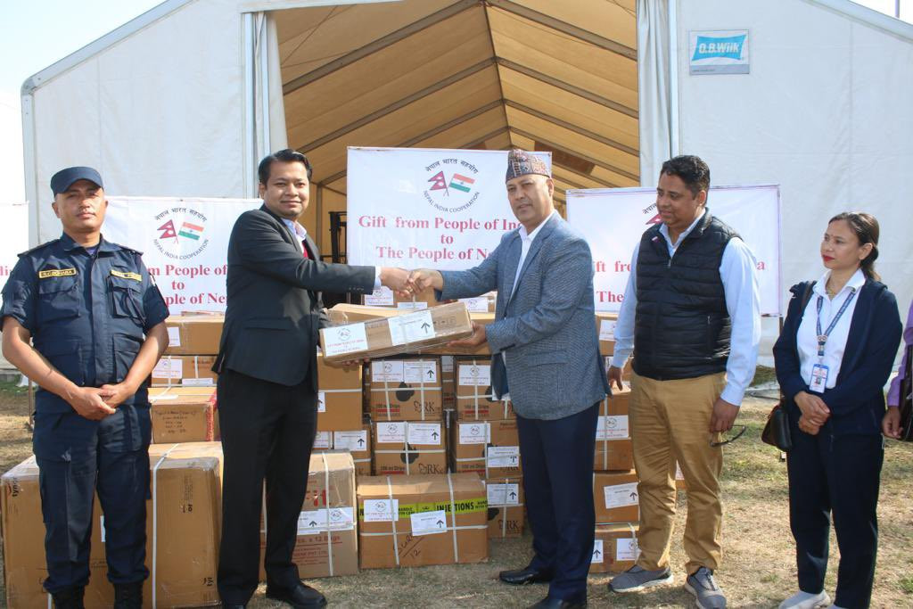 भारतले पठायो चौथो चरणको भूकम्प राहत सामग्री