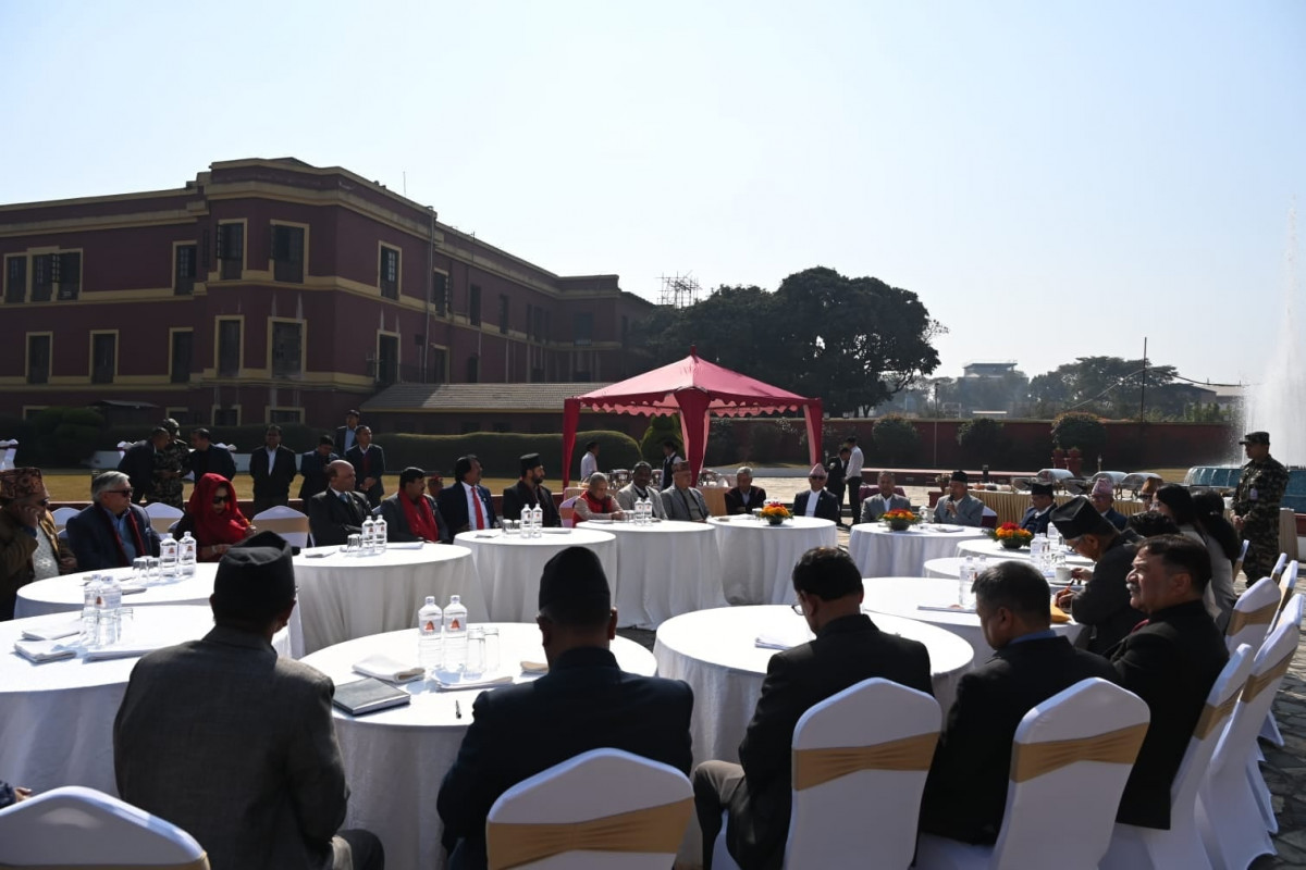 शीतल निवासमा माघे संक्रान्ति भोज, बोलाइयो संसदीय दलका नेताहरूलाई
