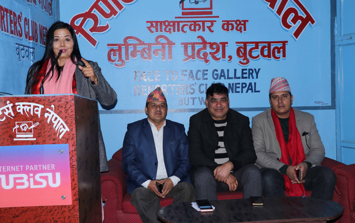 सरकार आलोचित बनिरहेको अवस्थामा कांग्रेस सरकारमा झुण्डीरहन आवश्यक छैन् : डा.संग्रौला