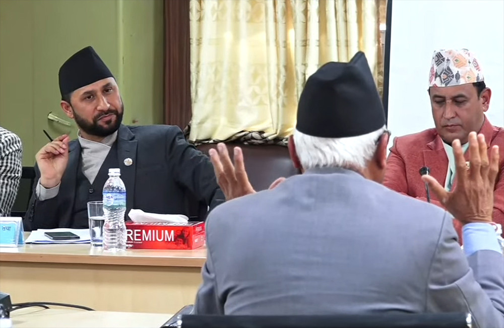 सांसद बडूको प्रश्न- सहकारीबाट पैसा लिने रवि लामिछाने नामक व्यक्ति को हुन् ?
