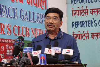 सरकारले विरामी बजेट ल्यायो, यसले जनतालाई ६ खर्ब ऋण थप्दैछः अर्थविद् डा. गोपीलाल न्यौपाने
