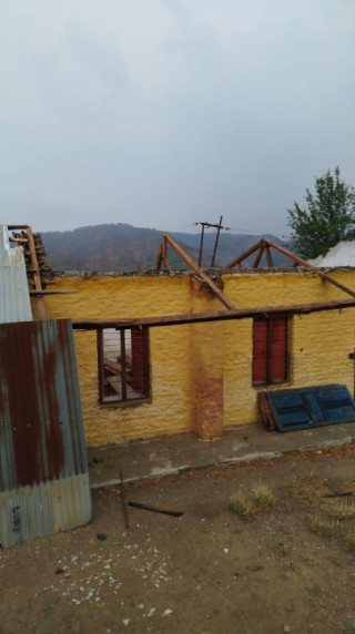 हावाहुरीले सल्यानमा विद्यालय तथा घरको छाना उडायो