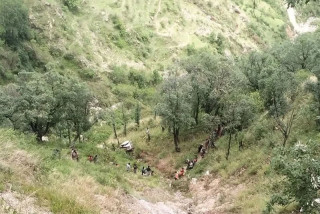 डोटीमा  जिप दुर्घटना : तीनजनाको मृत्यु , पाँच जना घाइते
