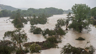 अमेरीकामा बाढीका कारण ७८ जनाको ज्यान गयो