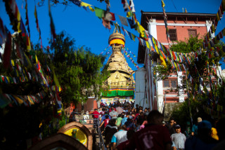 सुरु भयो बौद्धधर्माम्वलीले मनाउने  गुंला पर्व