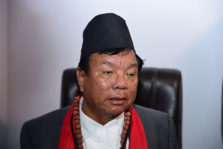 विद्यालय कर्मचारीलाई सरकारले तोकेको न्यूनतम तलब दिन मन्त्री पुनको आग्रह