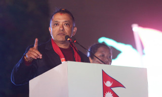 चुनावी कमाण्ड सम्हाल्न गगन थापा सर्लाही जाँदै