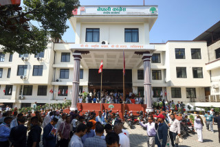 कांग्रेस महाधिवेशनको मतगणना : उपसभापतिमा भण्डारी र आचार्य अगाडि, महामन्त्रीमा पौडेलको फराकिलो अग्रता